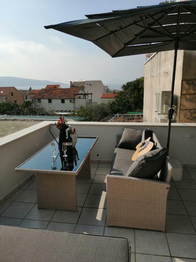 Apartment Marina Комижа Экстерьер фото